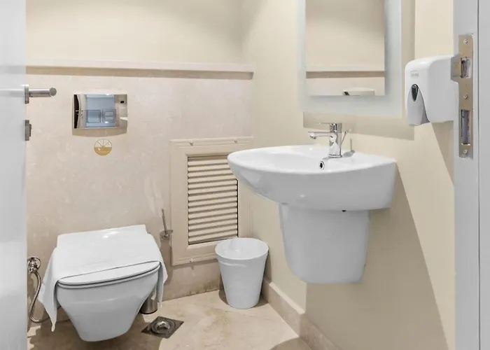 Mangroovy M9 1 Bedroom Pool & Sea View Apartment *