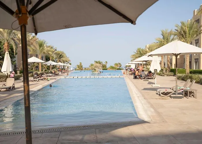 Mangroovy M9 1 Bedroom Pool & Sea View *